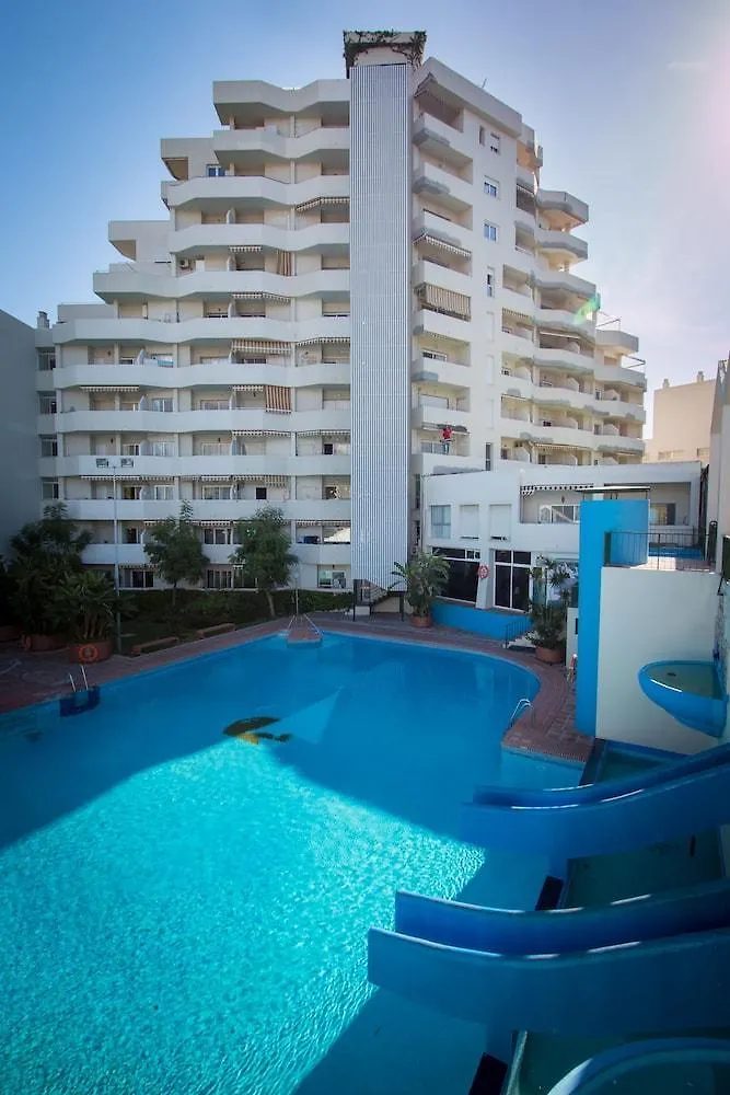 Holidays2Benal Beach Benalmádena